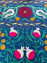 Carica l'immagine nel visualizzatore di Gallery, Teli decorativi Suzani multicolor matrimoniali