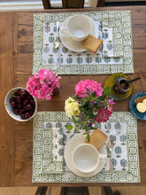 Carica l'immagine nel visualizzatore di Gallery, Tovagliette Palmette