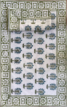 Carica l'immagine nel visualizzatore di Gallery, Tovagliette Palmette