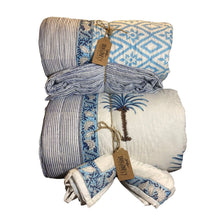 Carica l'immagine nel visualizzatore di Gallery, Trapunta Celest Palm Trees