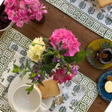 Carica l'immagine nel visualizzatore di Gallery, Tovagliette Palmette