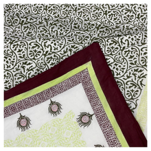 Carica l'immagine nel visualizzatore di Gallery, Trapunta Peacock Feathers