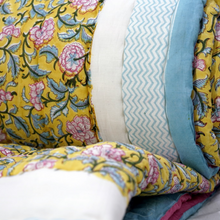 Carica l'immagine nel visualizzatore di Gallery, Trapunta Mellow Yellow