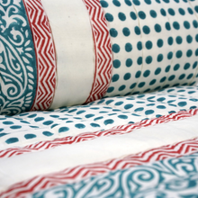 Carica l'immagine nel visualizzatore di Gallery, Trapunta Petroleum