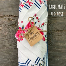 Carica l'immagine nel visualizzatore di Gallery, Tovaglia e tovagliette Red Roses