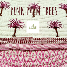 Carica l'immagine nel visualizzatore di Gallery, Trapunta Pink Palm Trees