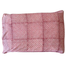 Carica l'immagine nel visualizzatore di Gallery, Fodera cuscino da letto Barbie A-B