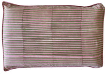 Carica l'immagine nel visualizzatore di Gallery, Fodera cuscino da letto Barbie A-B