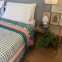 Carica l'immagine nel visualizzatore di Gallery, Trapunta Petroleum