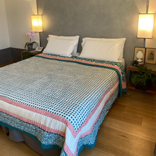 Carica l'immagine nel visualizzatore di Gallery, Trapunta Petroleum