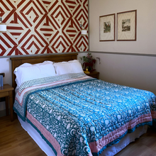 Carica l'immagine nel visualizzatore di Gallery, Trapunta Petroleum