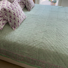 Carica l'immagine nel visualizzatore di Gallery, Trapunta Flamingos