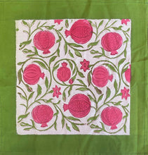 Carica l'immagine nel visualizzatore di Gallery, Tovaglia e tovagliette Pomegranates