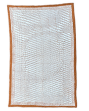 Carica l'immagine nel visualizzatore di Gallery, Trapunta Blue Elephants