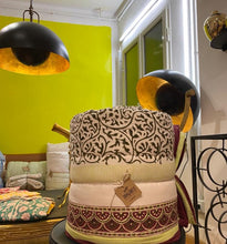 Carica l'immagine nel visualizzatore di Gallery, Trapunta Peacock Feathers